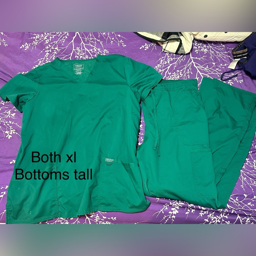 Xl Cherokee scrubs